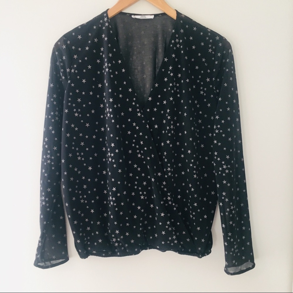 MNG Black & White Stars Top Size M
